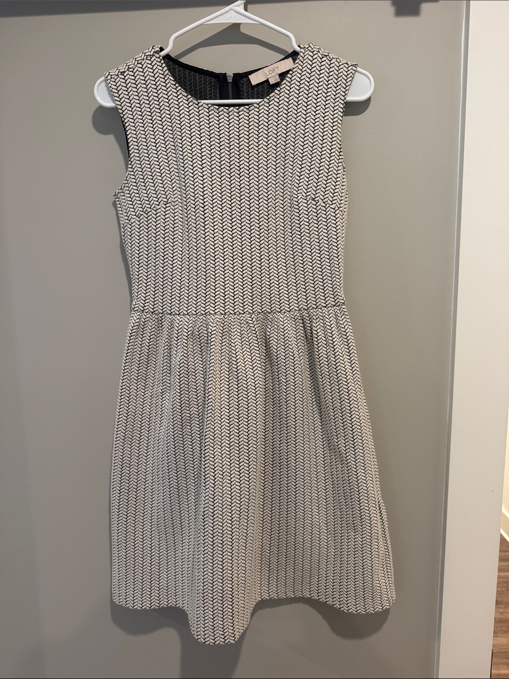 LOFT Black and White Textured Sleeveless Girls Dress